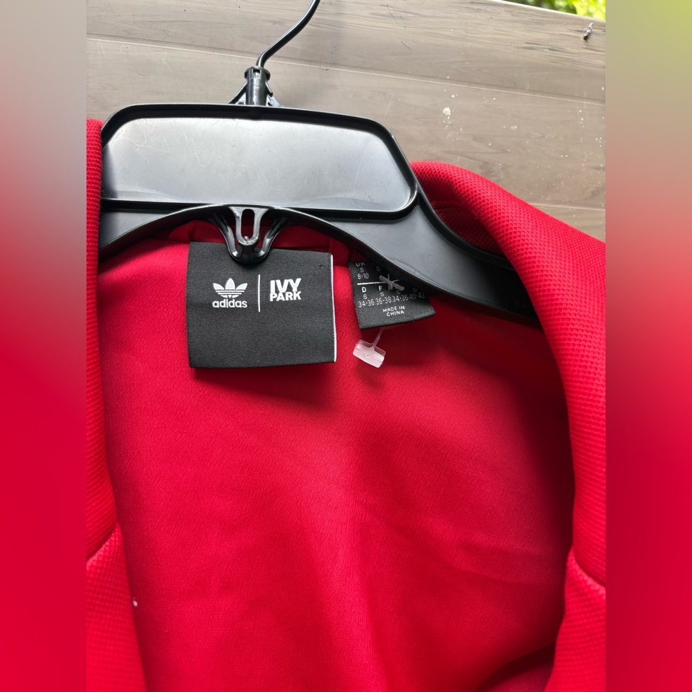 ❌SOLD❌Adidas x Ivy park Jumpsuit 3.0 Power Red w/ Pink Stripes - Picture 7 of 12
